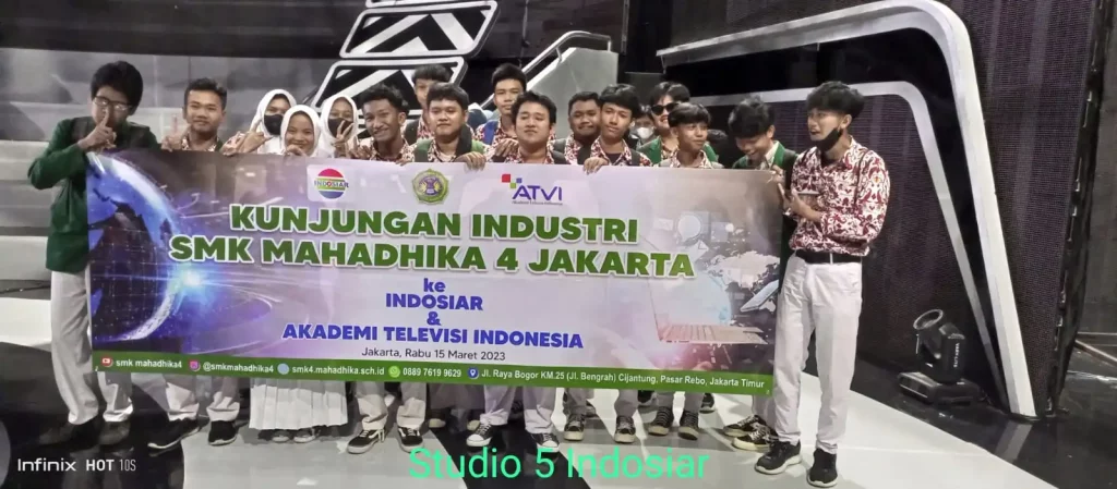 smk mahadhika 4 farmasi, tkj, multimedia dkv