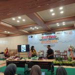 smk mahadhika 4 farmasi, tkj, dkv