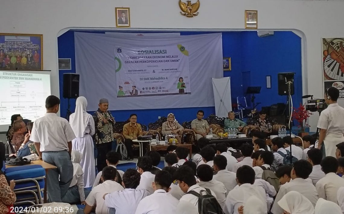 smk farmasi, smk tkj, smk dkv