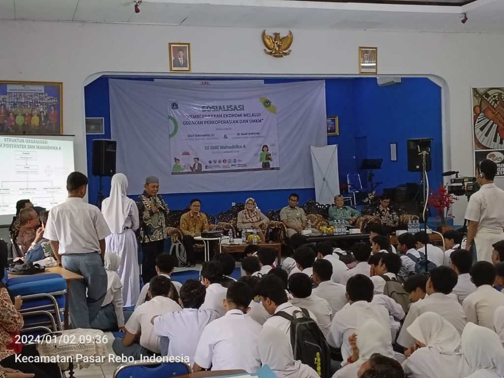 smk farmasi, smk tkj, smk dkv