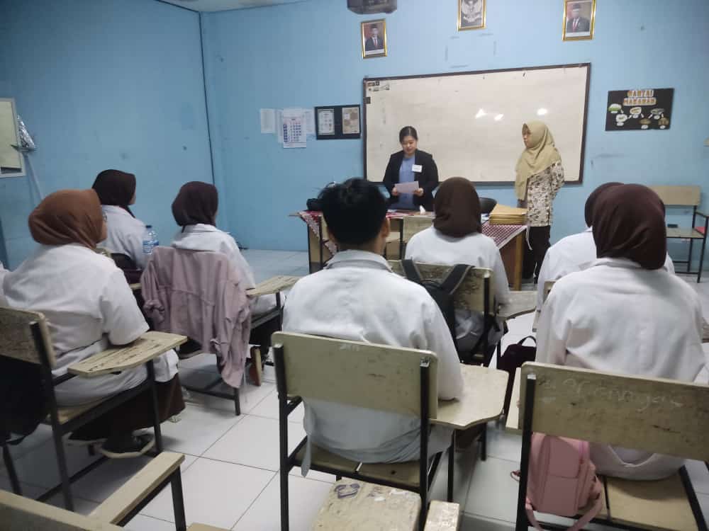 usk smk farmasi