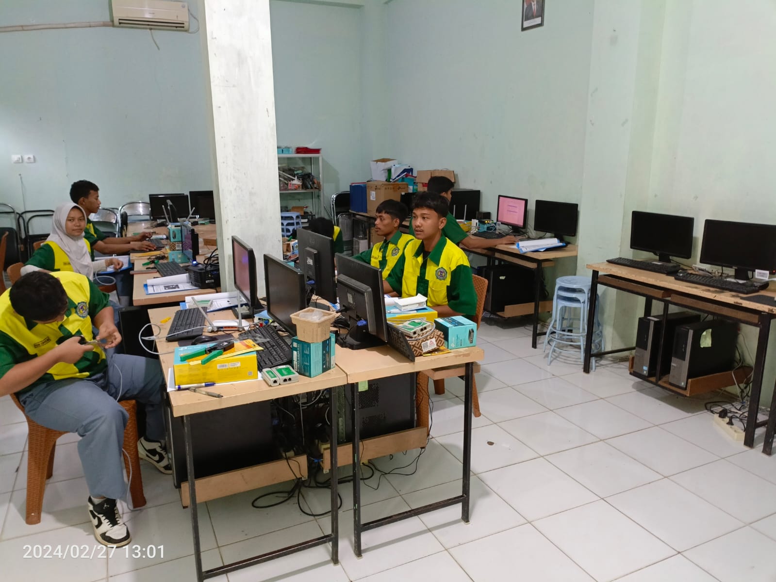 usk smk tkj