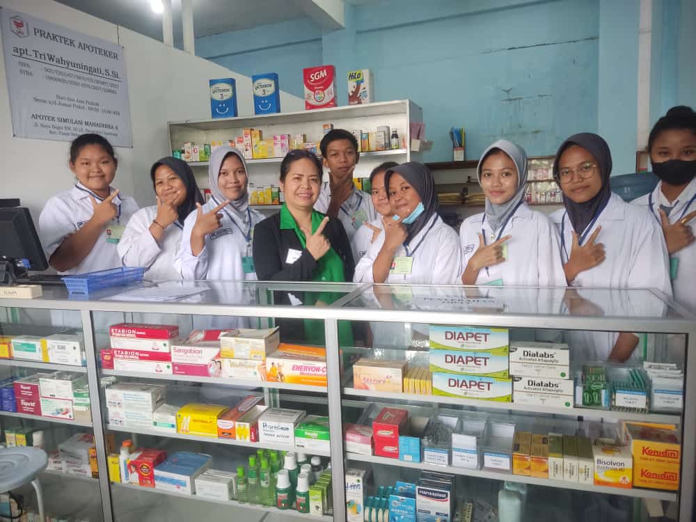 usk smk farmasi