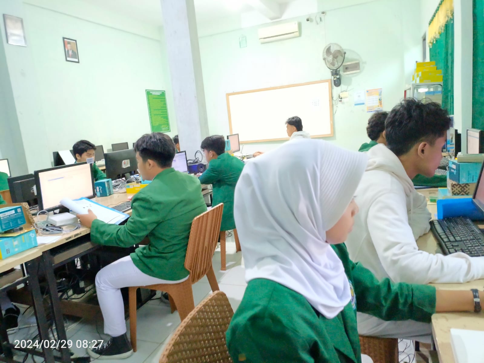 usk smk tkj