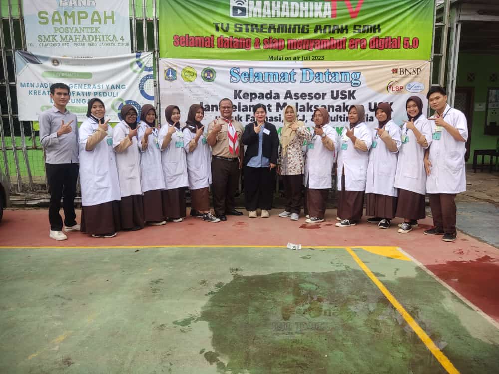 usk smk farmasi
